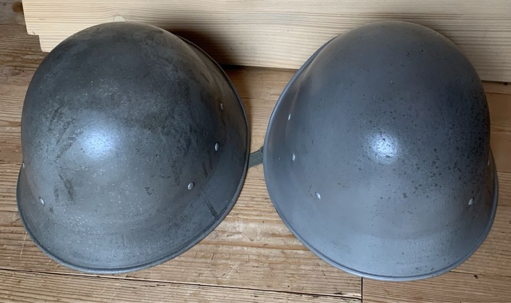 2 Helme vom Zivilschutz 3
