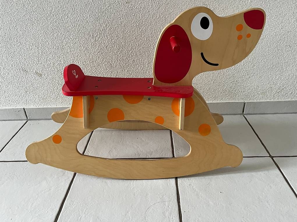 Giocattoli: Hape Schaukelpferd / Schaukelhund – Usato da Emmenbrücke venduto da Rafi6