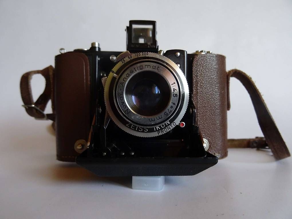 Fotocamera: Zeiss Ikon Kamera (gebraucht) – Usato da Hombrechtikon venduto da Fbaettig 3