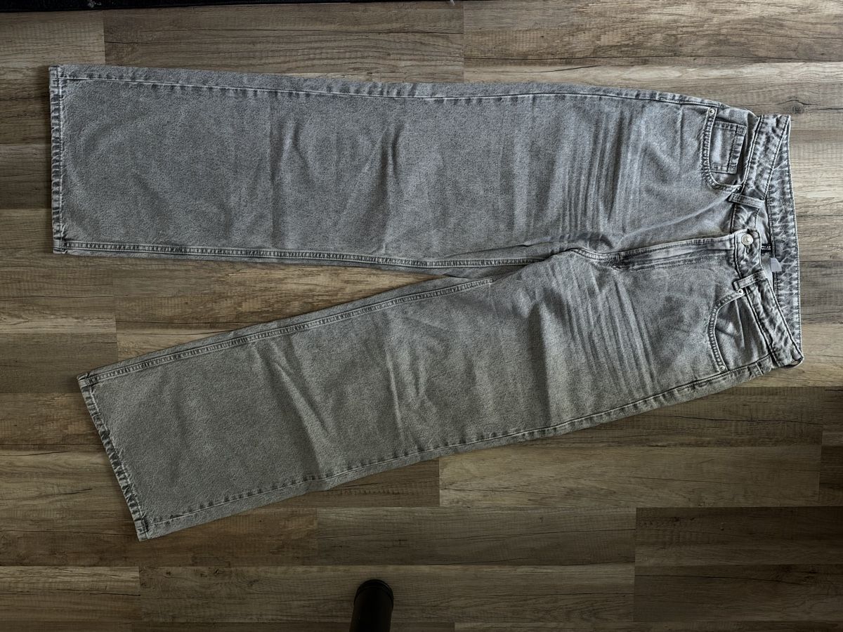 Jeans: Damen Jeans H&M Gr. 40 – Gebraucht aus Cham von selinjoe