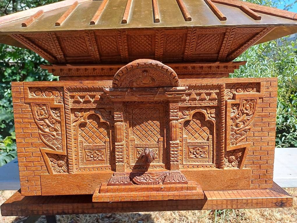 Modellbausätze & Standmodelle: Nepali-Tempel original – Gebraucht aus Frick von wbc 3