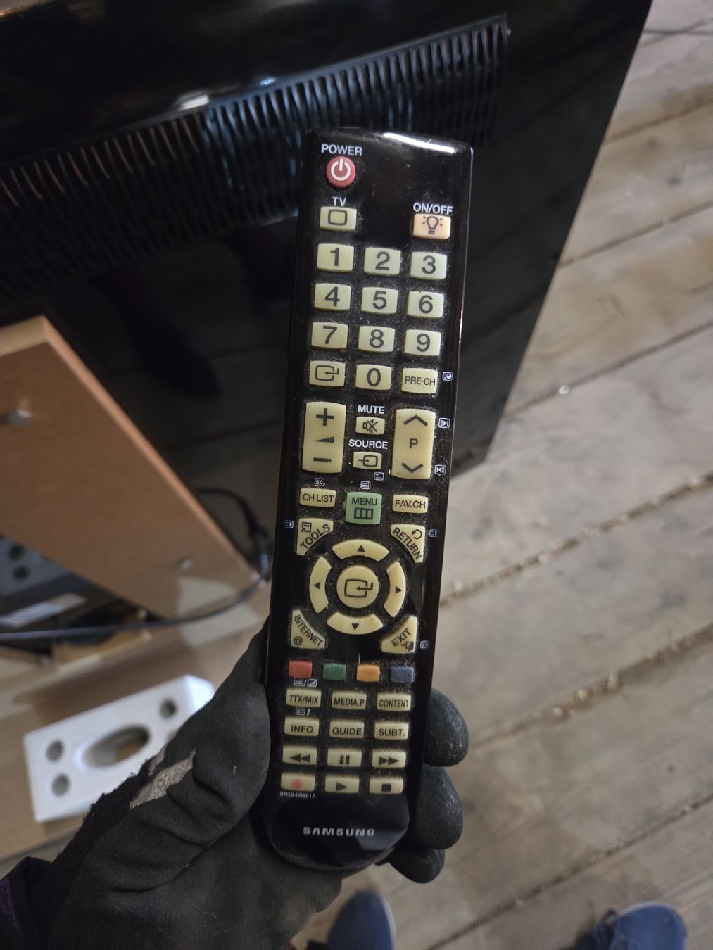 Televisori: grosser TV Samsung – Usato da Wädenswil venduto da weihpos 7