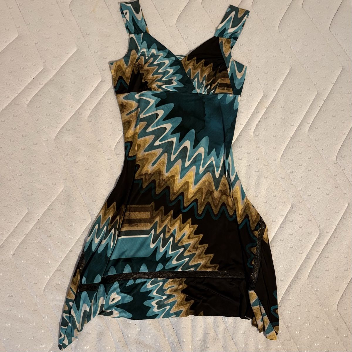 Kleider: Sommerliches Norwiss Kleid – Neu (gemäss Beschreibung) aus Brünisried von Livtsukki2ndHand 1