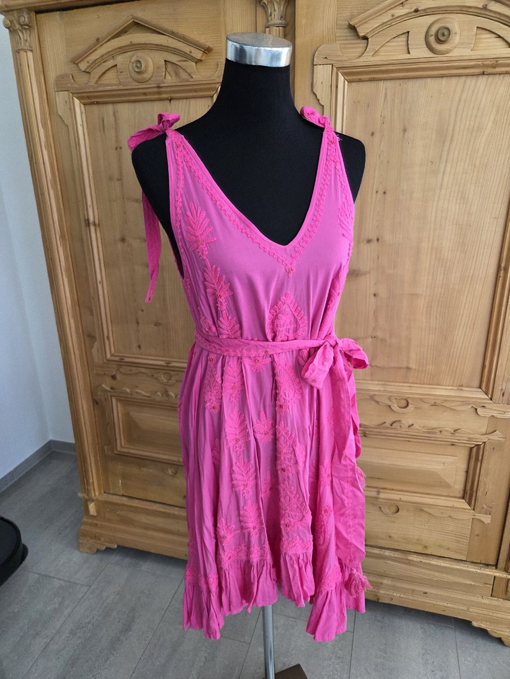 Vestiti: schönes Strandkleid, Kleid, Pranella – Nuovo (secondo la descrizione) da Wiesendangen venduto da Sinhuk