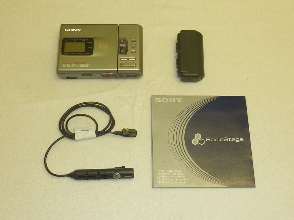 Sony Minidisc Recorder MZ-R30 (Gebraucht) in Basel für CHF 55 – mit ...