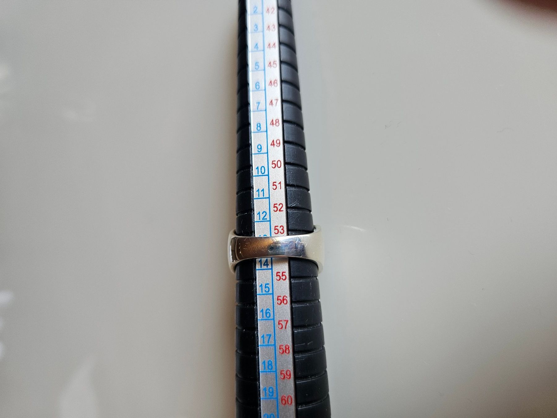 Anelli: Silberring mit schwarzem Spinel Grösse 54 – Nuovo (secondo la descrizione) da Winterthur venduto da ste_tcx5 6