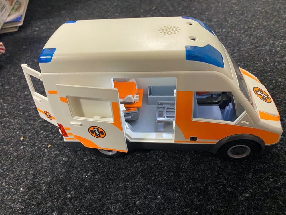 Playmobil Krankenauto Kaufen auf Ricardo