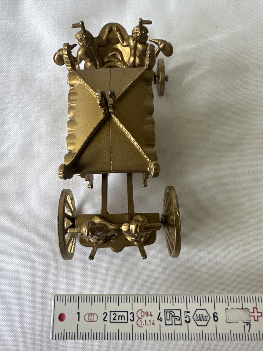 Toutes les décorations: Goldene Modell - Kutsche, Made in England, Crescent – D'occasion à Zürich par Chaeffeler 4
