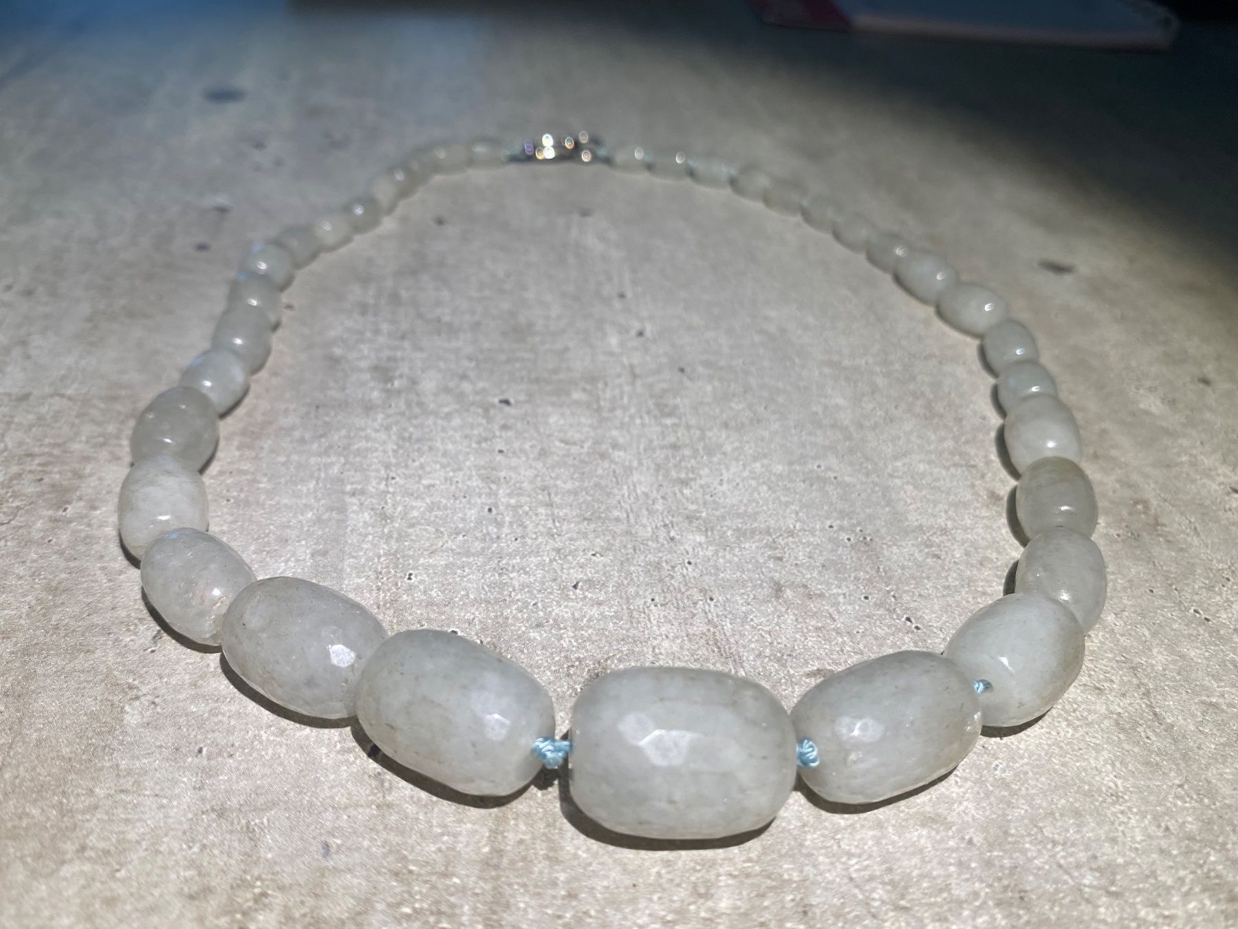 Catenine: weisse Jade - natürlich - Edelstein Halskette – Nuovo e nell'imballaggio originale da Laax GR venduto da krippenfiguren-laax 6