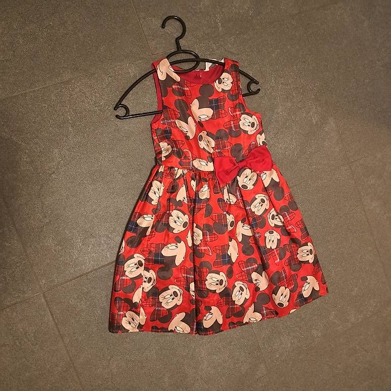 Vestiti & Gonne: Wunderschönes Kleid 128 – Usato da Neftenbach venduto da sam_jbb5 1