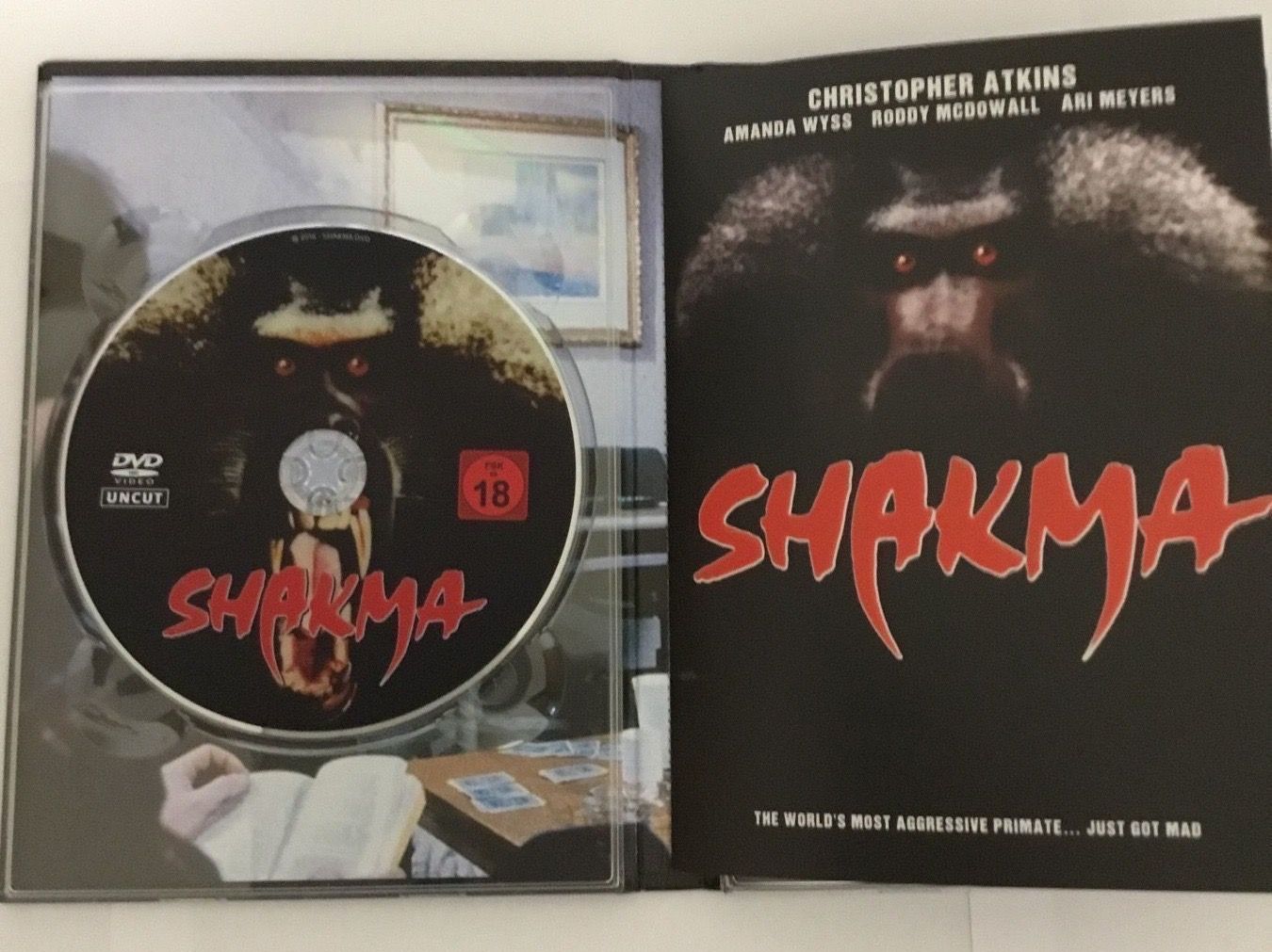 Tutti i DVDs: Shakma Blu Ray + dvd Mediabook . – Nuovo (secondo la descrizione) da Blauen venduto da berlingo65 2