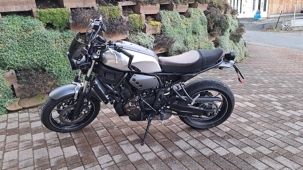 Strada: Superbe Yamaha XSR 700 / 8000km  – Usato da Beuson (Nendaz) venduto da gra_8xby 4