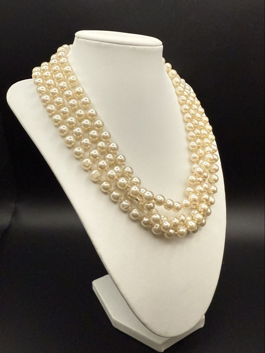 Catenine: 2 Elegante Vintage Perlenketten – Usato da Lamone venduto da LaCantinaMagica