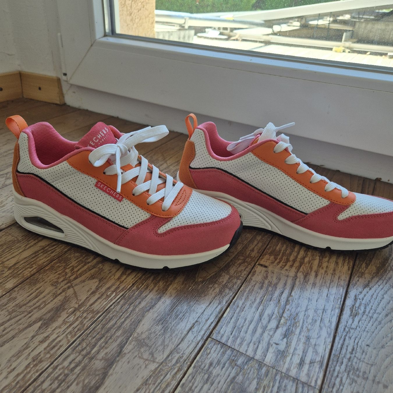 Skechers Chaussures femmes: Baskets Skechers neuves – Neuf (Voir description) à Choëx par NKim 2