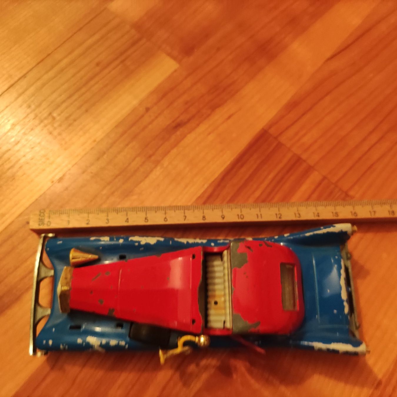 Disney Modellini d'auto: Paper one Walt Disney Auto Nr. 553 – Usato da Solothurn venduto da Csw1 4