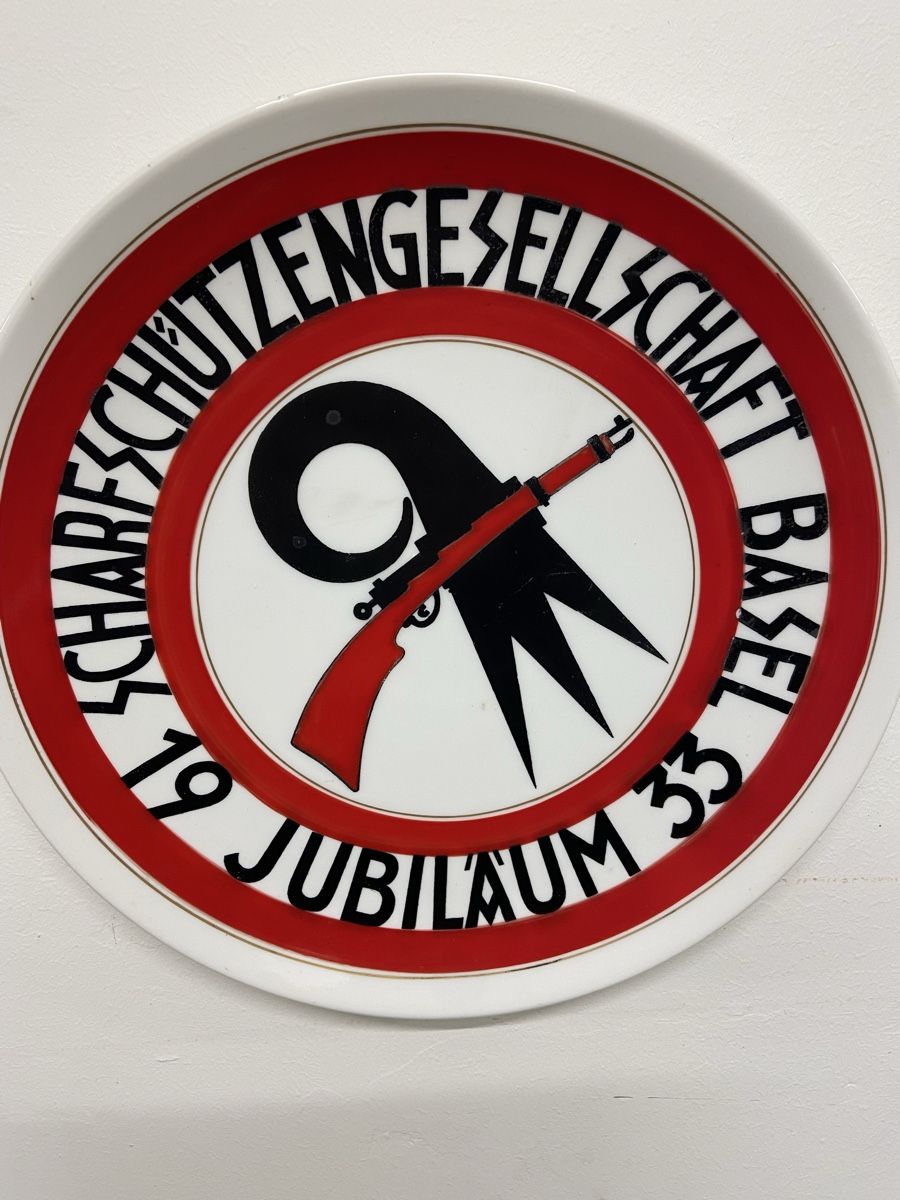 Piatti: Schützen-Wandteller "Schützengesellschaft Basel 1933" Sammle – Usato da Dietikon venduto da brocki-eyra