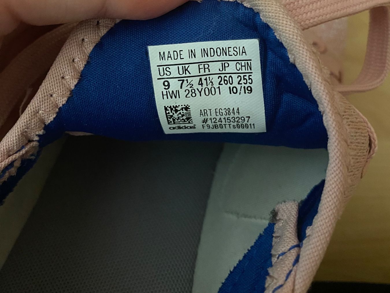 Adidas Scarpe da donna: Adidas Sportschuhe – Usato da Waltenschwil venduto da Tracy68 2