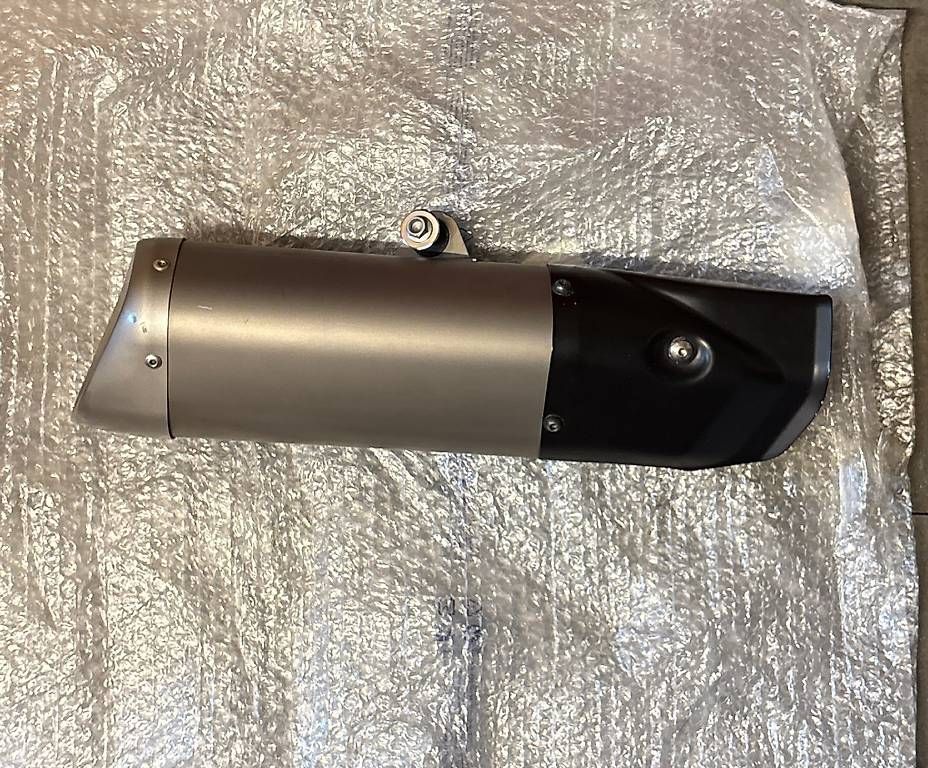 Sistemi di scarico: Yamaha R6 Rj15 Auspuffendtopf – Usato da Luzern venduto da Lalo_