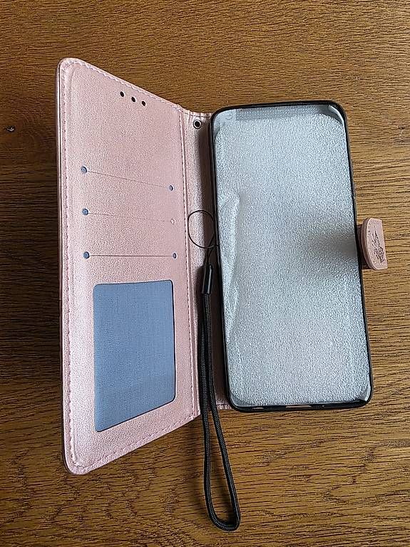 Coques & Protection écran: Neue Handyhülle Galaxy A22 – Neuf avec emballage d'origine à Obernau par Andy-LU 1