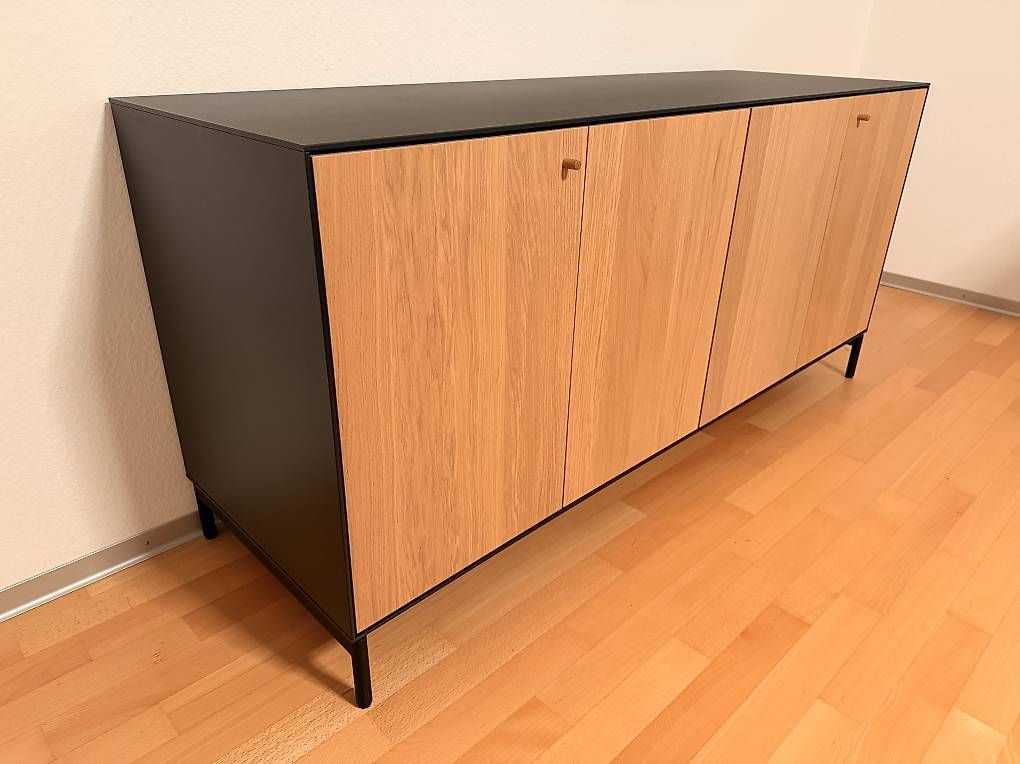 Cassettiere: Moderne Kommode in Holzoptik und Schwarz – Usato da Muri b. Bern venduto da nfelber 2