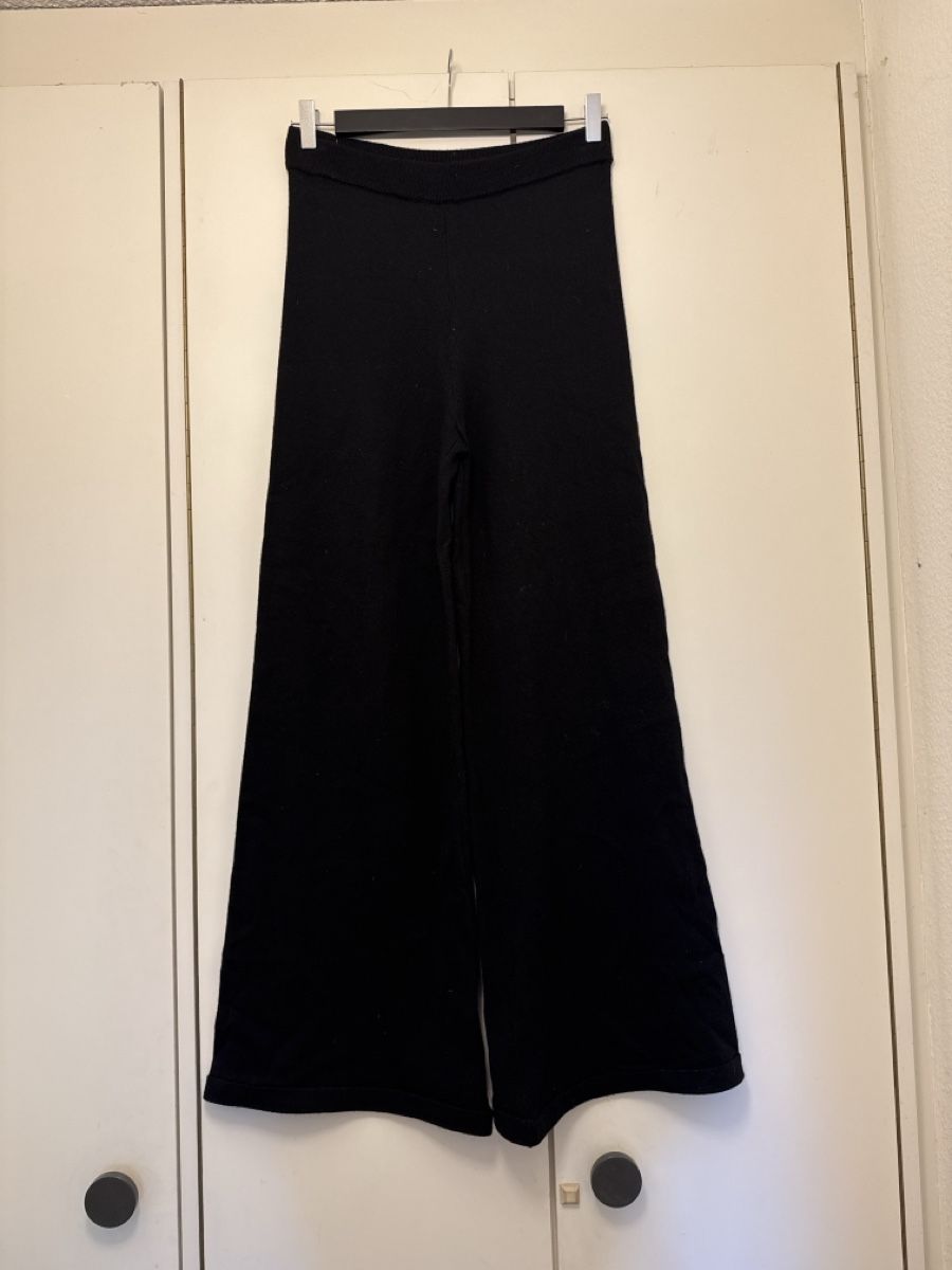 Pantaloni: Merino wool wideleg  pants – Usato da Zürich venduto da aga_fns9