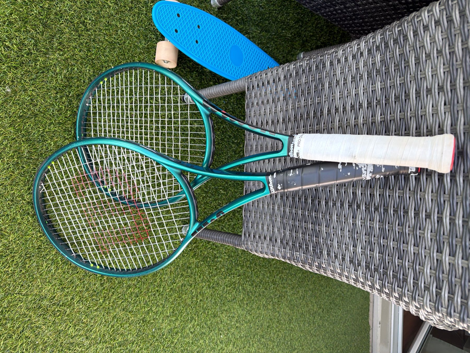Wilson Raquettes: Wilson Balde 100 V9 Griff 4 – D'occasion à Steinhausen par LeoVuk10 2