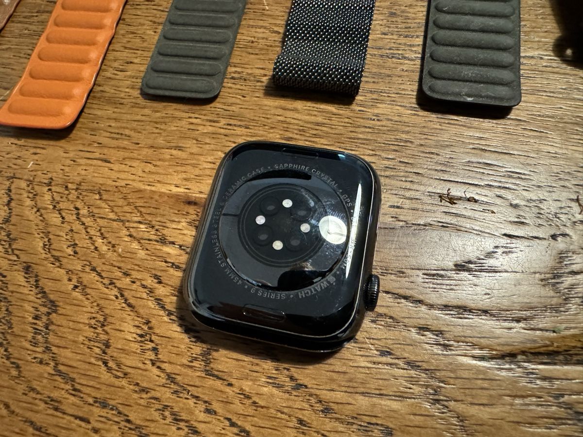 Apple Smartwatch: Apple Watch Series 9 (45mm) – Usato da Muri b. Bern venduto da saeny 3