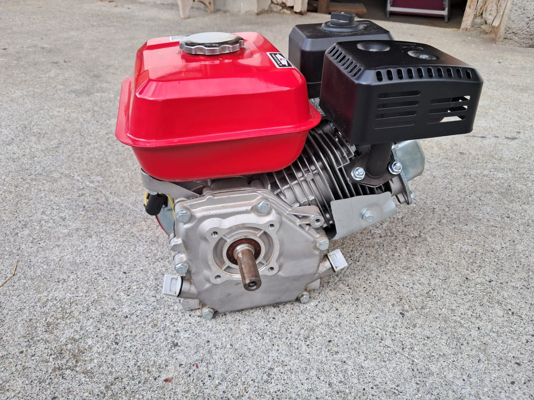 Motori: Motor 7.5HP 212cc Benzinmotor neu – Nuovo (secondo la descrizione) da Reichenbach i. K. venduto da wit_67kc 2
