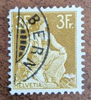Sitzende Helvetia 3 Fr. Gelb - SBK 110 - Top Zustand!