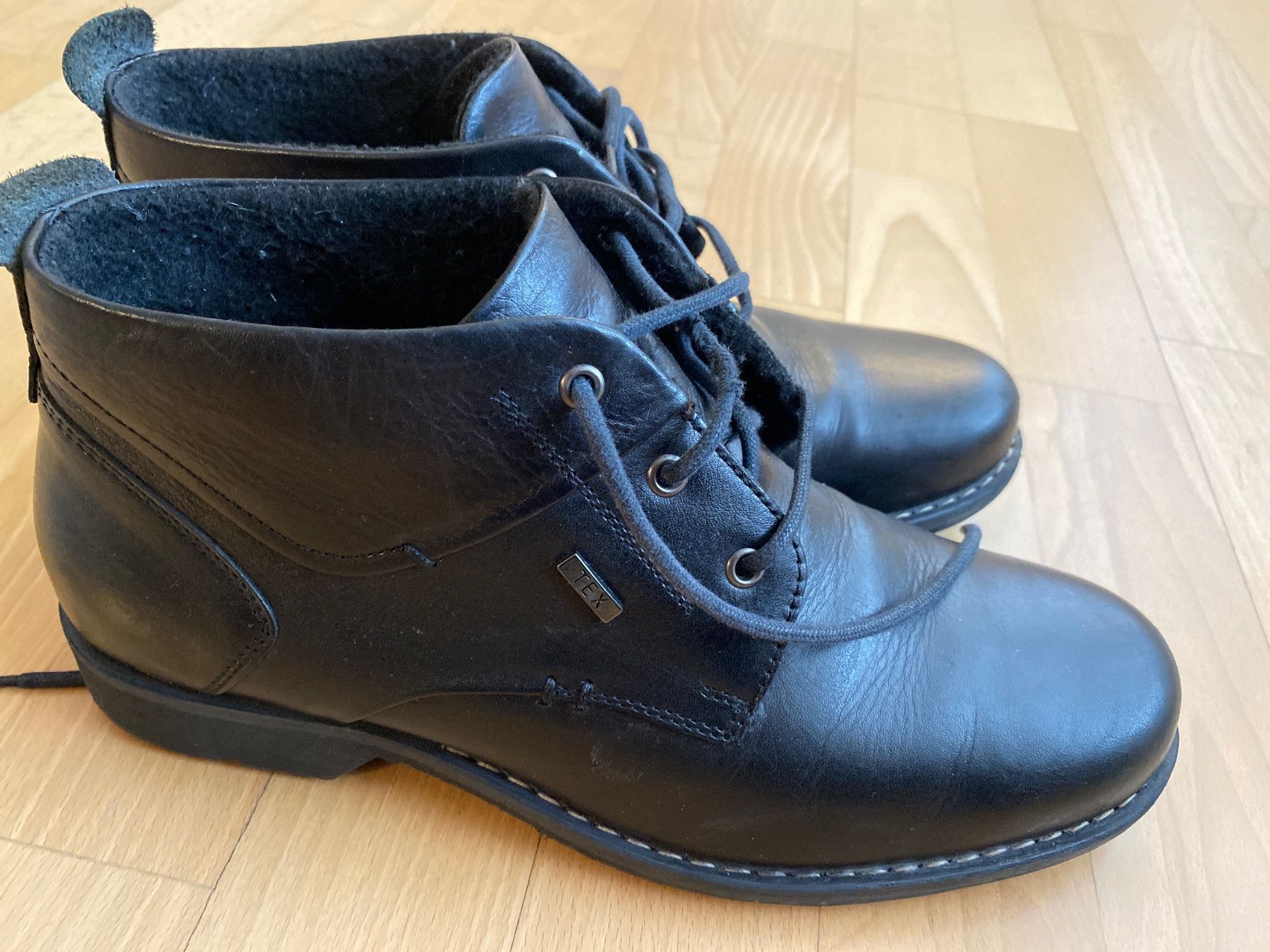 Scarpe da uomo: Schwarze Schuhe Gr. 39 – Usato da Abtwil SG venduto da ale2002