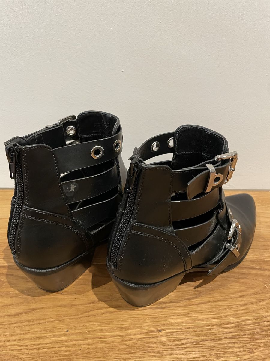 Only Scarpe da donna: Stiefeletten Kunstleder – Usato da Zofingen venduto da silbosja 1
