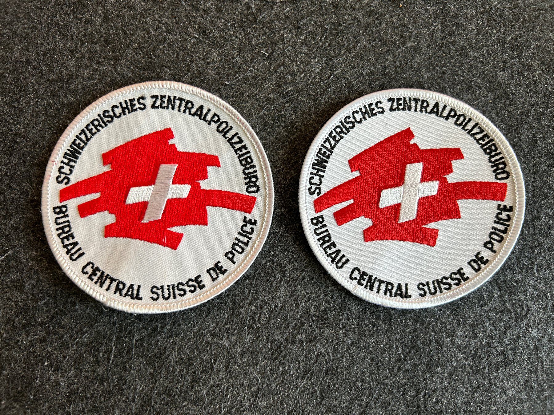 Placchette & Badge: Set Patches Schweizerisches Zentralpolizeibüro – Usato da Berikon venduto da DGC-1995