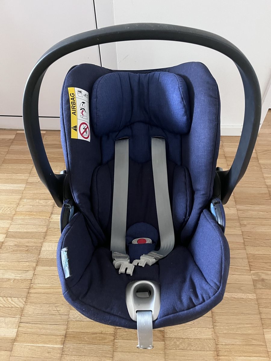 Cybex Sièges auto: Babyschale Cybex Cloud Q – D'occasion à Zürich par cha_s85j 1