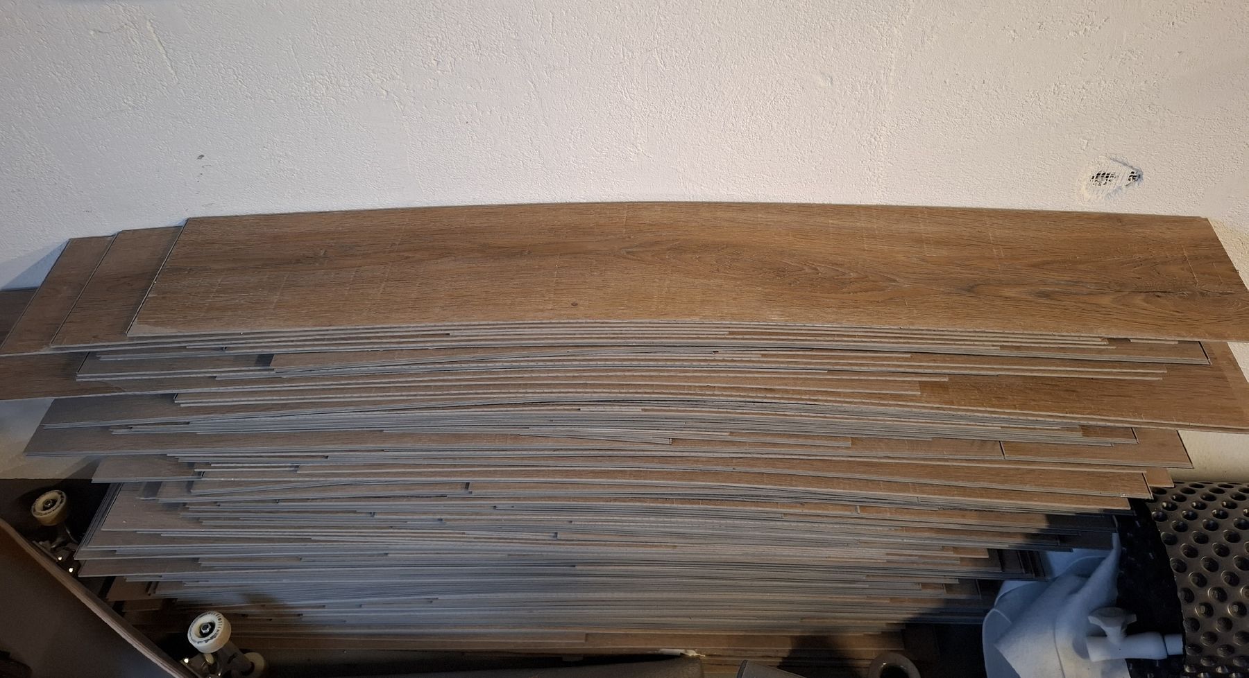 Bodenbeläge: Vinylboden Eiche Holzoptik – Gebraucht aus Lostorf von NathanjaB 1