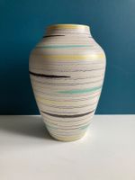 Dekorative Vase von Bay Keramik aus den 60 er Jahren