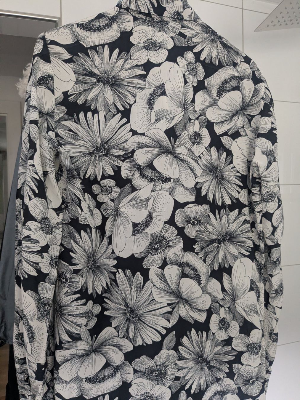 Kooples Chemisiers: The Kooples Bluse 100% Seide – D'occasion à Heerbrugg par Bkoeppel90 3