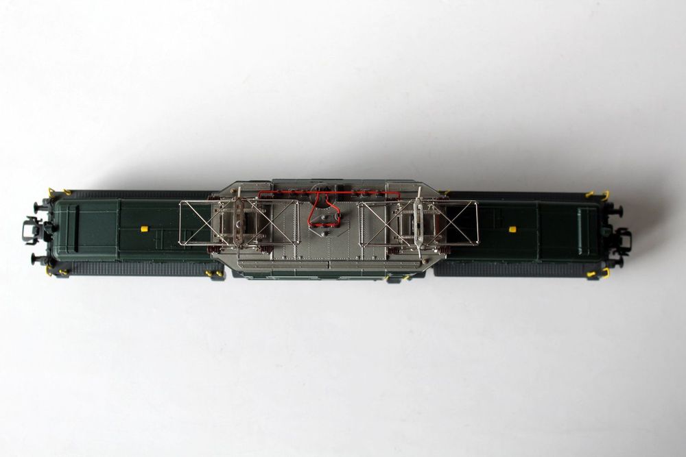 H0 MÄRKLIN 39563 E-Lok Serie Ce 6/8 III Krokodil DIGITAL in TOP