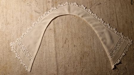 Hübscher Vintage-Kragen mit Spitze, Shabby
