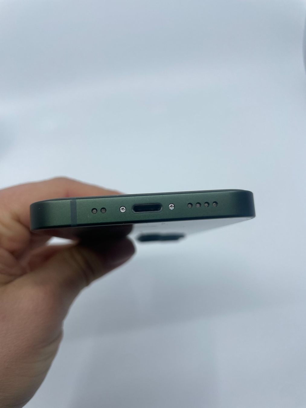 Apple Telefoni cellulari / Smartphones: iPhone 13 mini, 128GB, grün, iCloud-Sperre – Difettoso da Zürich venduto da Waikiki57 4