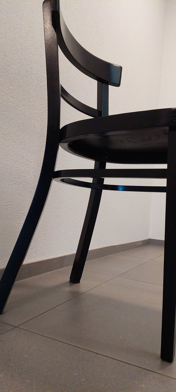 Sedie: Holzstuhl von Ikea – Usato da Kyburg-Buchegg venduto da herewegomagic 2