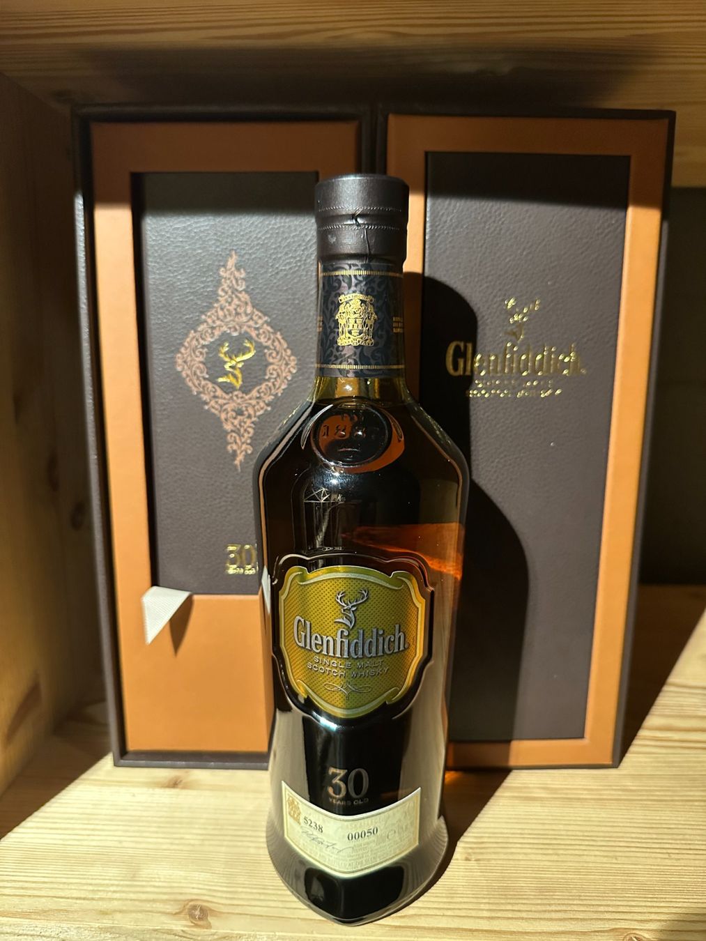 Glenfiddich Bevande alcoliche: 3x Glenfiddich 30 Years – Nuovo (secondo la descrizione) da Gossau SG venduto da Tinu1972. 6