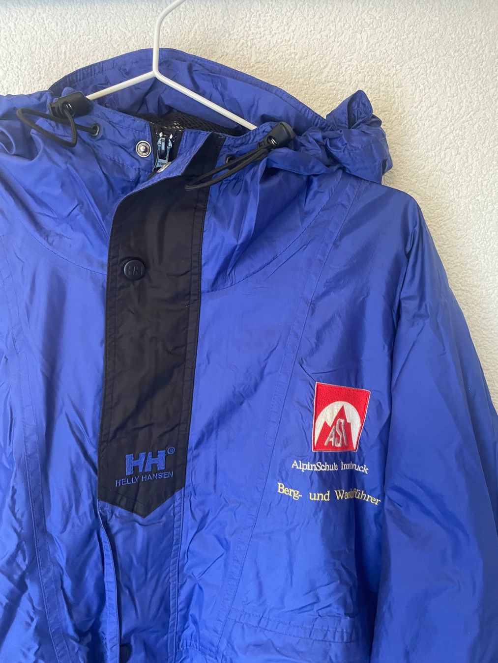 Helly Hansen Giacche: Blue Alpine Helly Hansen packable jacket XL – Usato da Lausanne venduto da amaury.h 1