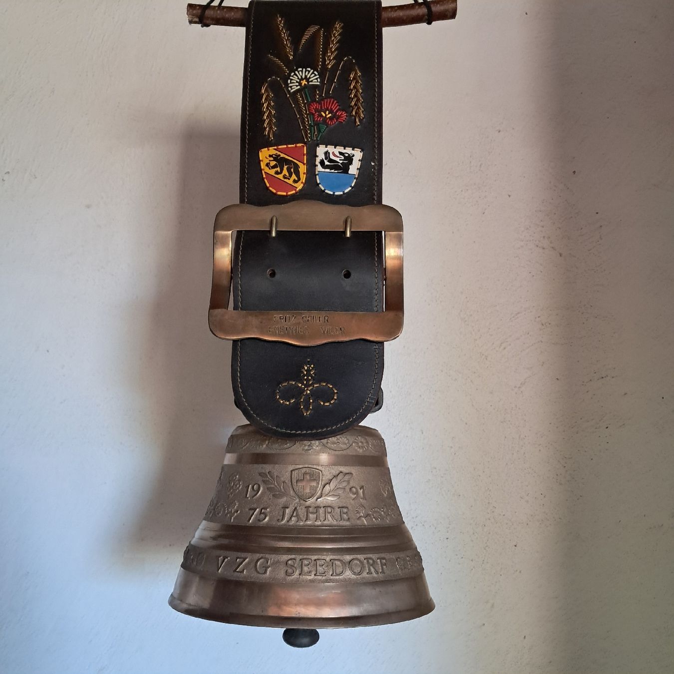 Glocken & Treicheln: PRÄCHTIGE BERGER BÄRAU GLOCKE 1991 – Gebraucht aus Murten von SHETHOF
