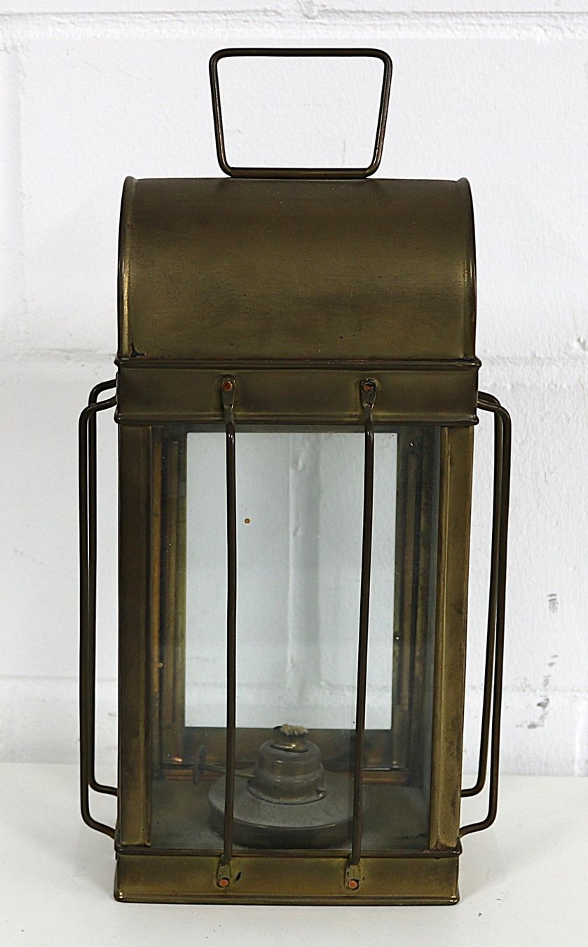 Lampes anciennes: Antike Schiffs-Laterne aus Messing – D'occasion à Volketswil par brockipfannenstil 3