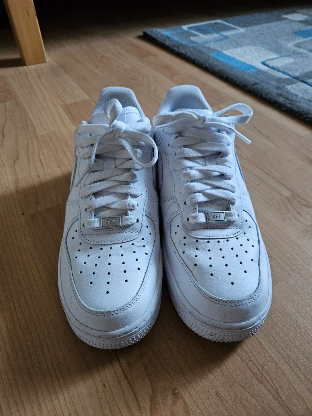 Nike Scarpe da uomo: Nike Air Force 1 Low Triple White – Nuovo (secondo la descrizione) da Ferpicloz venduto da Olivier_Jut
