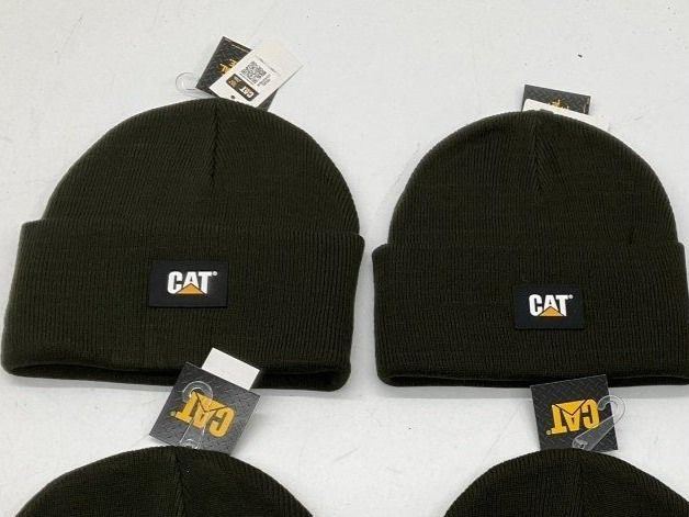 Hüte, Mützen & Caps: 2 Stück Caterpillar Wintermütze – Neu und originalverpackt aus Uerkheim von Kaufoption