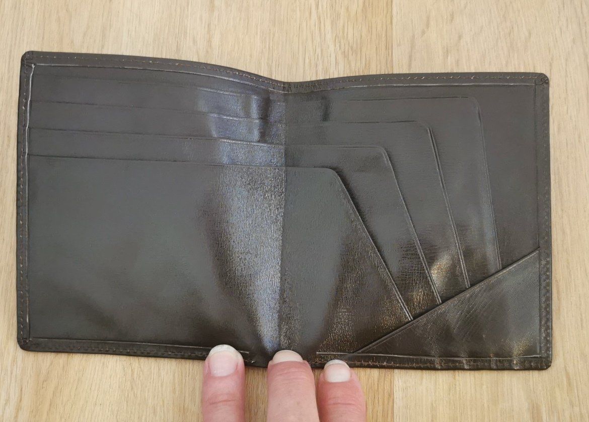 Brieftaschen: Leder Portemonnaie – Gebraucht aus Kastanienbaum von therebellsmurfette 1
