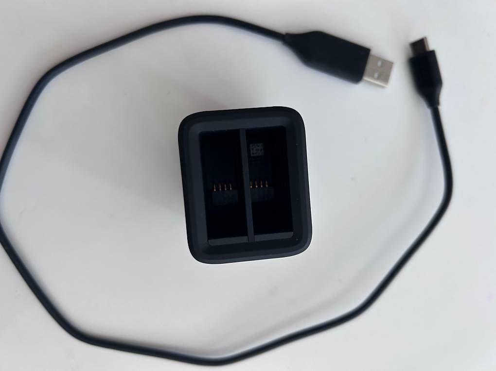 Caricabatterie: Chargeur double officiel GoPro USB-C + câble – Nuovo (secondo la descrizione) da Fully venduto da submedia 2