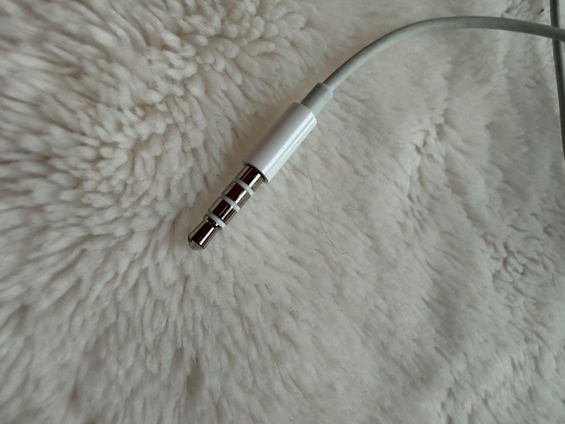 Apple Cuffie: Alte Apple-Kopfhörer – Usato da Würenlos venduto da Abracadabra26 3