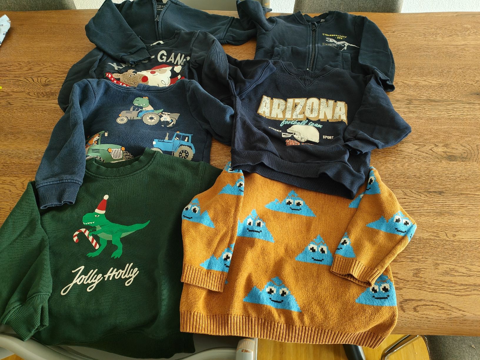 Pullover & Sweatshirts: Pullover 98/104 – Gebraucht aus Einsiedeln von jel_hjm5